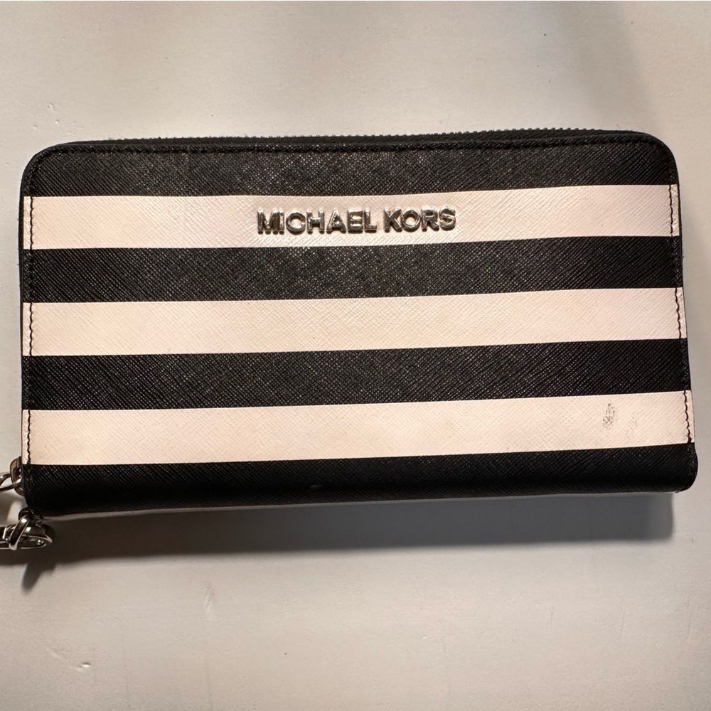 Striped Michael Kors Wallet Phone Holder